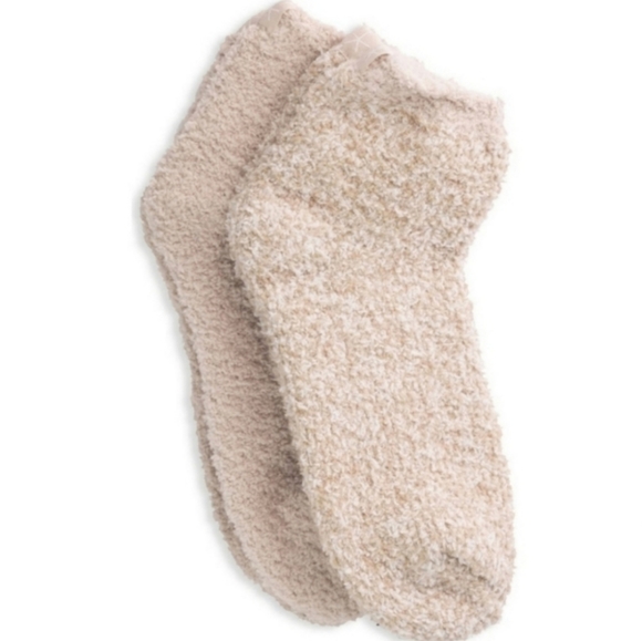 Barefoot Dreams Accessories - NWT Barefoot Dreams CozyChic 2-Pack Fuzzy Ankle Socks, Size 5-9, Color Stone